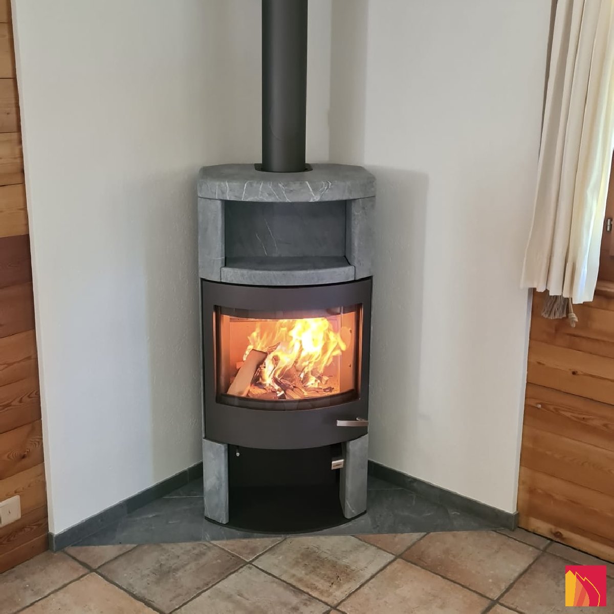 Poêle à bois Skantherm Ator+ - Carron-Lugon