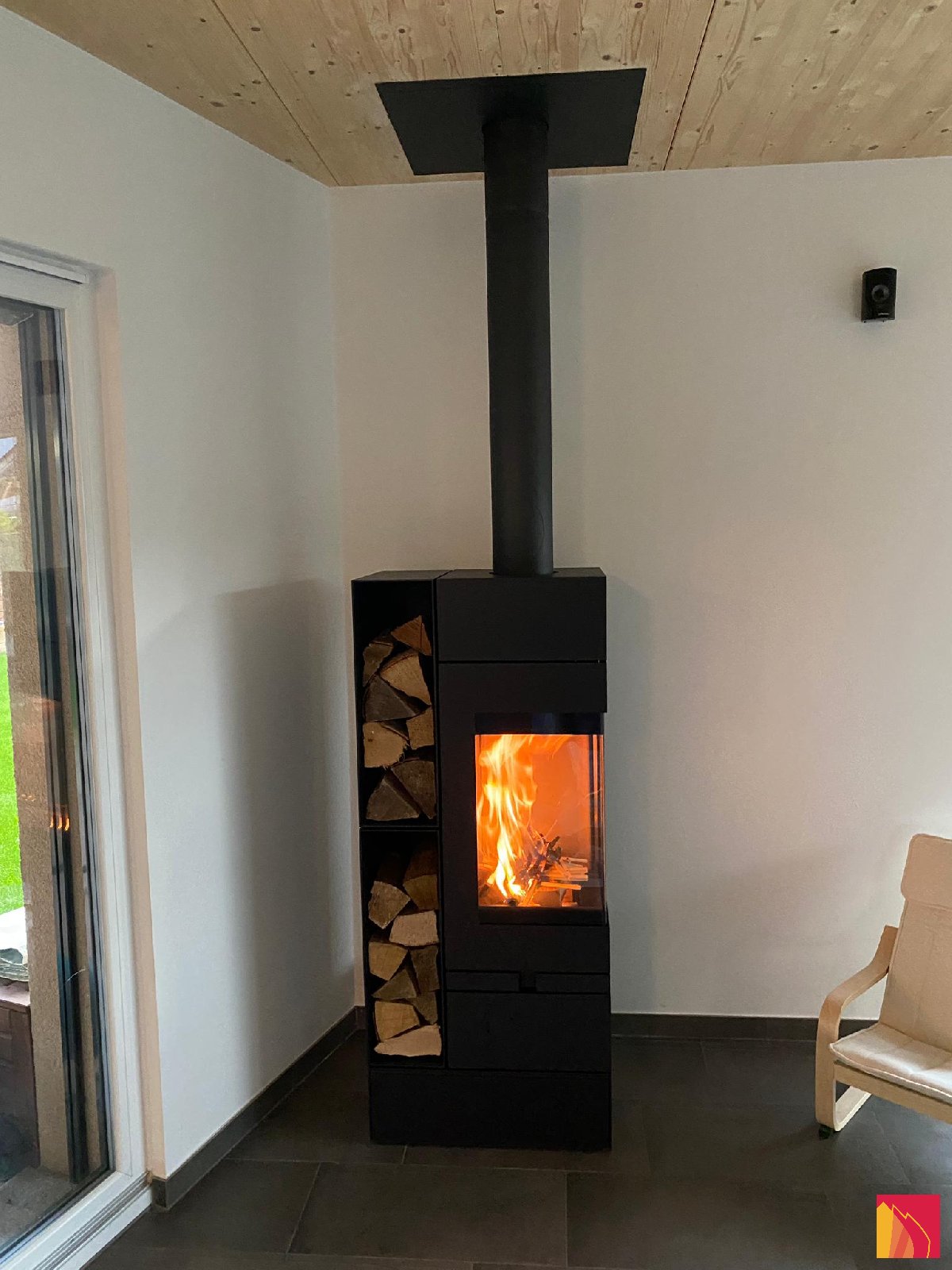 Poêle à bois Skantherm Elements 400 angle - Carron-Lugon