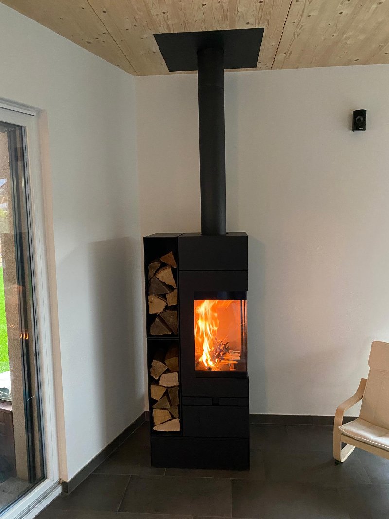 Poêle à bois Skantherm Elements 400 angle - Carron-Lugon