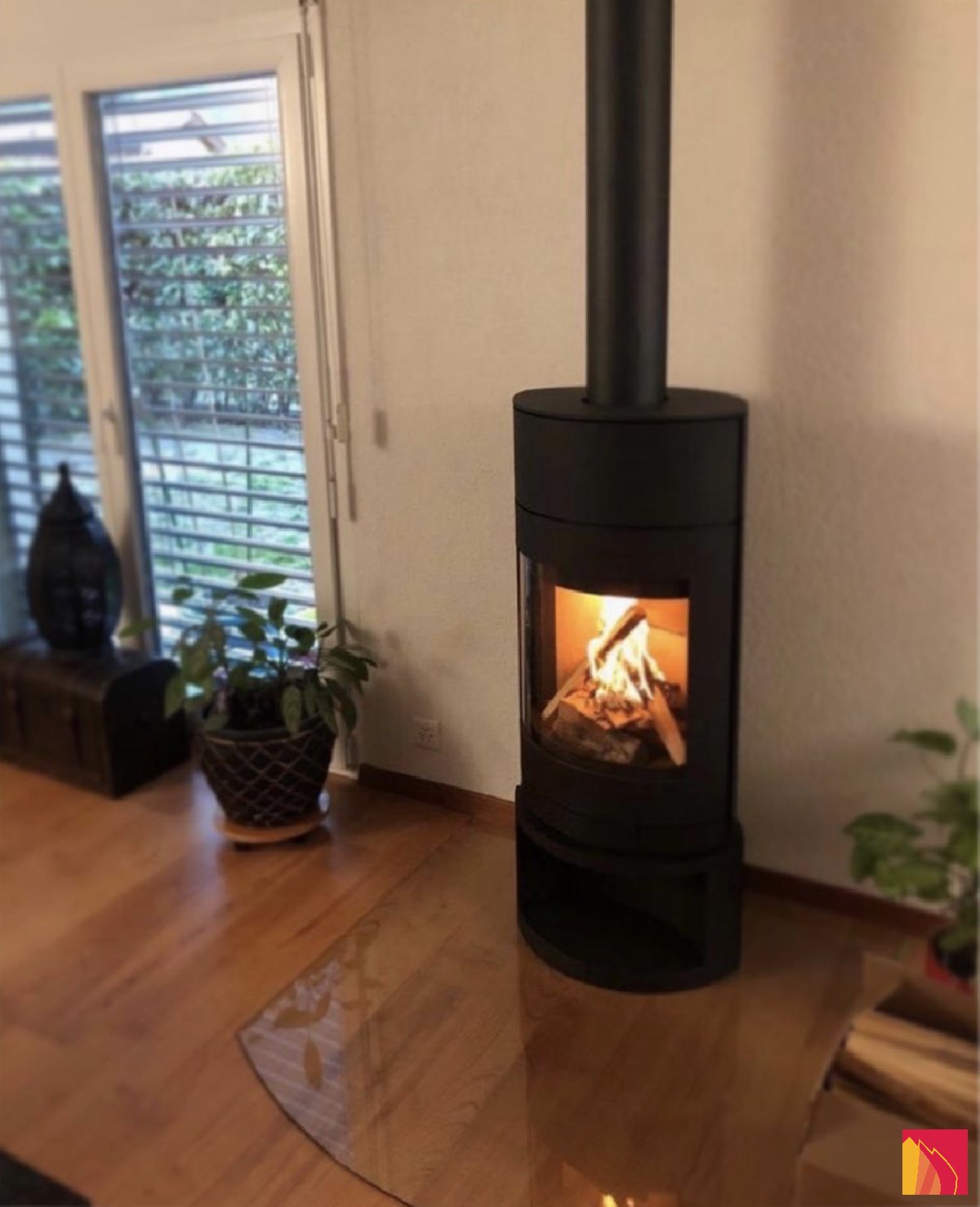 Poêle à bois Skantherm Emotion M - Carron-Lugon