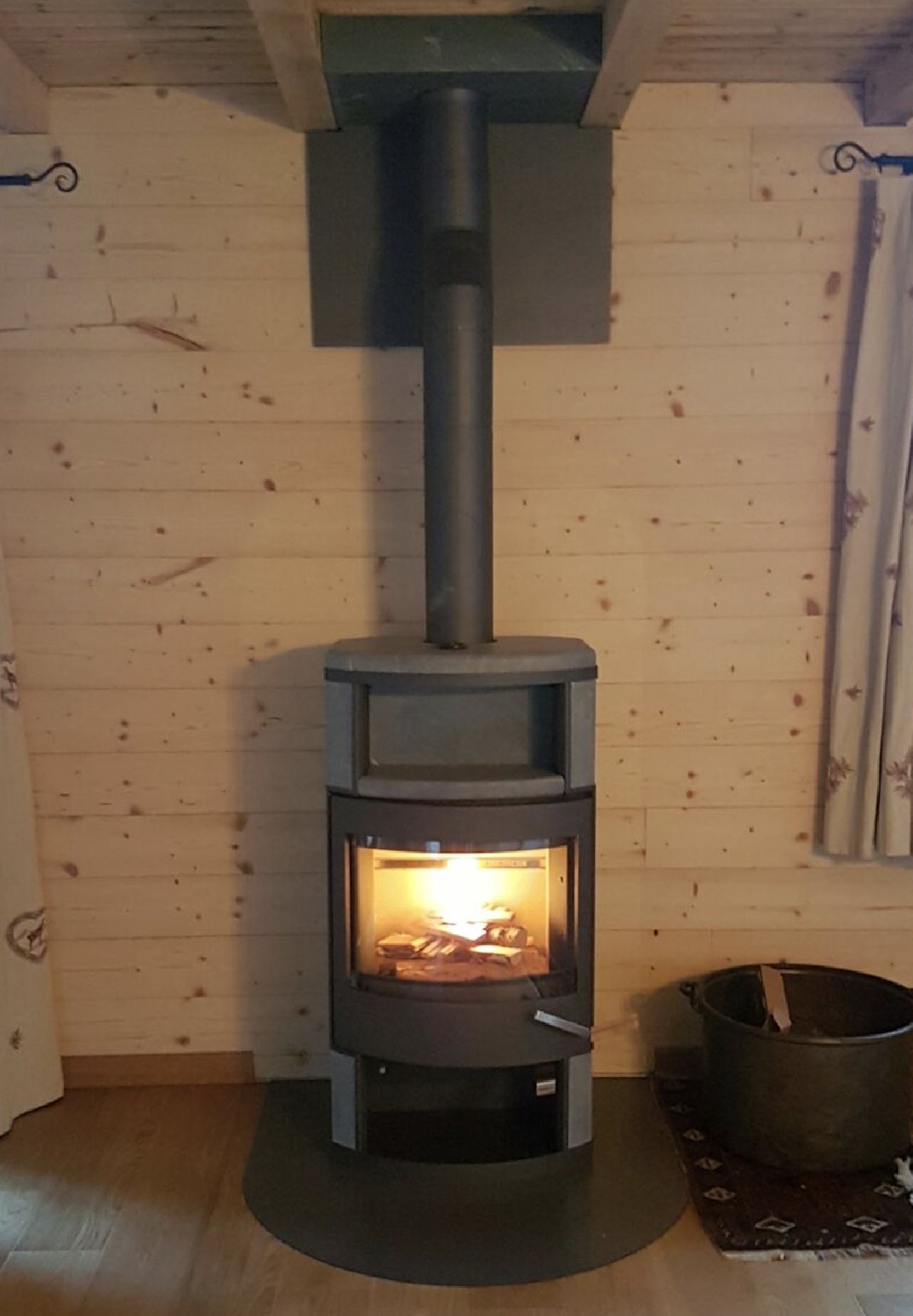 Poêle à bois Skantherm Ator - Carron-Lugon