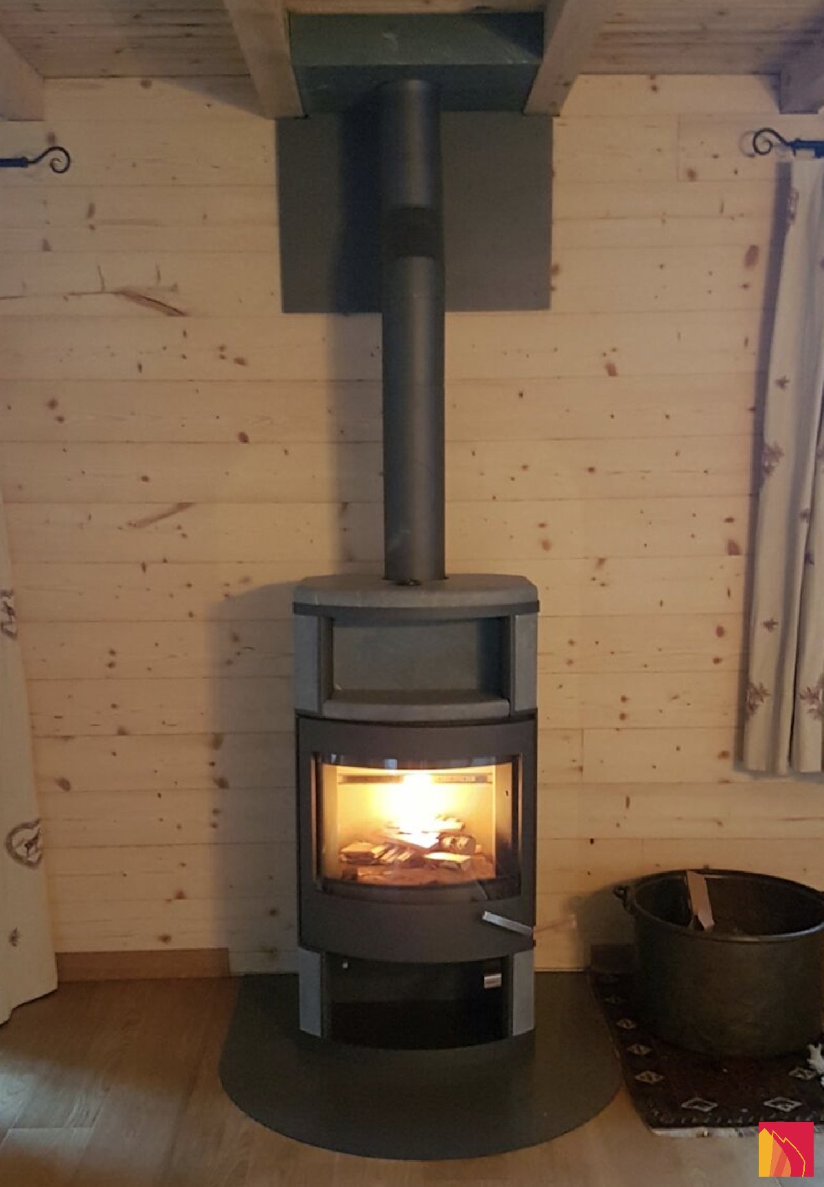 Poêle à bois Skantherm Ator - Carron-Lugon