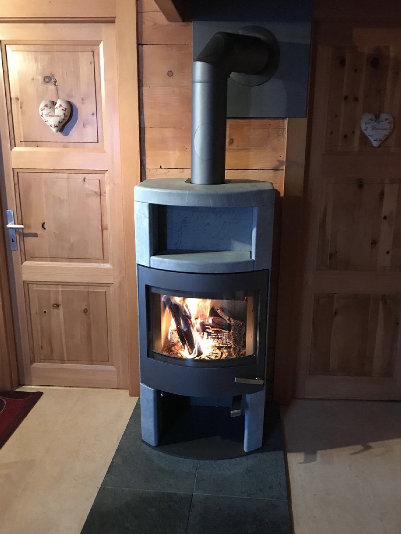 Poêle à bois Skantherm Ator+ - Carron-Lugon